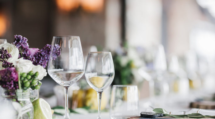 Das Geheimnis einer perfekten Tischdekoration: So funktioniert es!